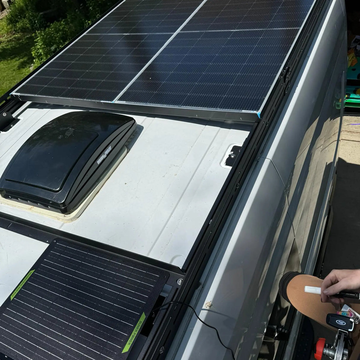 Melipron Aluminum Van Roof Rack Pro for Ford Transit 148" for Solar Panels Installation